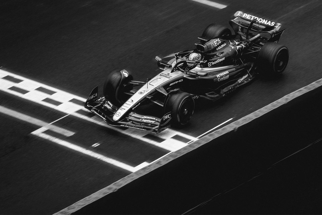 Race car crossing the finish line — millisecond-precise FH6 ranked results